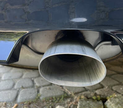 Черный БМВ 5 Серия, объемом двигателя 2 л и пробегом 292 тыс. км за 9800 $, фото 15 на Automoto.ua