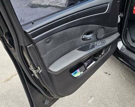 Черный БМВ 5 Серия, объемом двигателя 3 л и пробегом 377 тыс. км за 10900 $, фото 12 на Automoto.ua