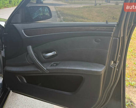 Черный БМВ 5 Серия, объемом двигателя 3 л и пробегом 440 тыс. км за 10300 $, фото 16 на Automoto.ua