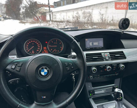 Чорний БМВ 5 Серія, об'ємом двигуна 2 л та пробігом 304 тис. км за 8500 $, фото 11 на Automoto.ua