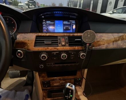 Черный БМВ 5 Серия, объемом двигателя 3 л и пробегом 314 тыс. км за 12000 $, фото 5 на Automoto.ua