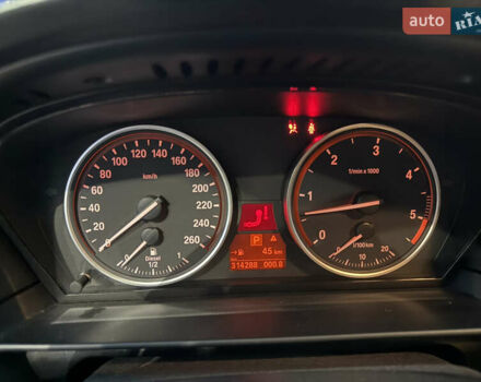 Черный БМВ 5 Серия, объемом двигателя 2.99 л и пробегом 314 тыс. км за 12000 $, фото 15 на Automoto.ua