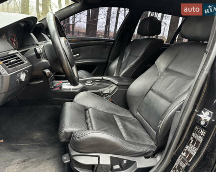 Чорний БМВ 5 Серія, об'ємом двигуна 3 л та пробігом 488 тис. км за 8600 $, фото 18 на Automoto.ua