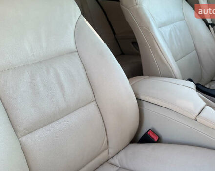 Чорний БМВ 5 Серія, об'ємом двигуна 2 л та пробігом 232 тис. км за 9400 $, фото 22 на Automoto.ua