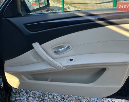 Чорний БМВ 5 Серія, об'ємом двигуна 2 л та пробігом 232 тис. км за 9400 $, фото 26 на Automoto.ua