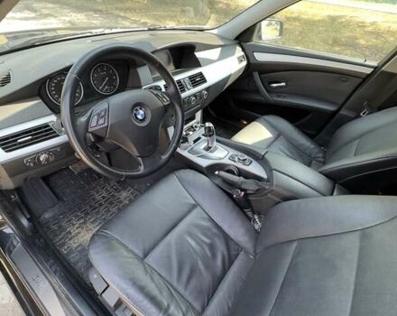 Черный БМВ 5 Серия, объемом двигателя 2.5 л и пробегом 217 тыс. км за 3861 $, фото 5 на Automoto.ua