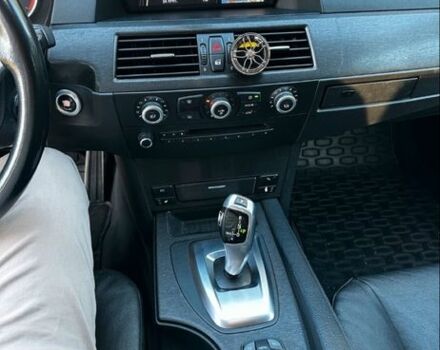 Чорний БМВ 5 Серія, об'ємом двигуна 3 л та пробігом 370 тис. км за 4717 $, фото 4 на Automoto.ua