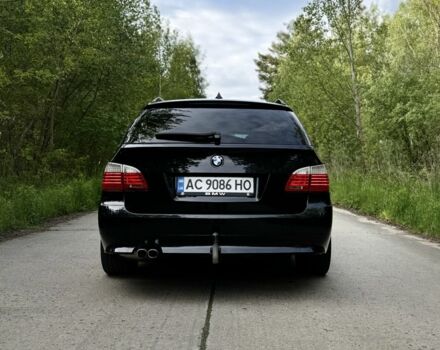 Черный БМВ 5 Серия, объемом двигателя 3 л и пробегом 315 тыс. км за 10600 $, фото 2 на Automoto.ua