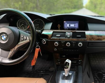 Черный БМВ 5 Серия, объемом двигателя 3 л и пробегом 315 тыс. км за 10600 $, фото 11 на Automoto.ua