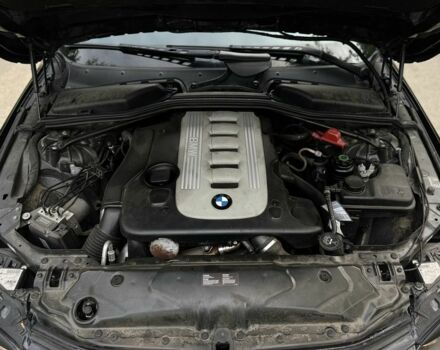 Черный БМВ 5 Серия, объемом двигателя 3 л и пробегом 315 тыс. км за 10600 $, фото 10 на Automoto.ua
