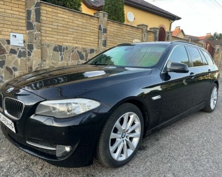 Чорний БМВ 5 Серія, об'ємом двигуна 3 л та пробігом 250 тис. км за 12500 $, фото 6 на Automoto.ua