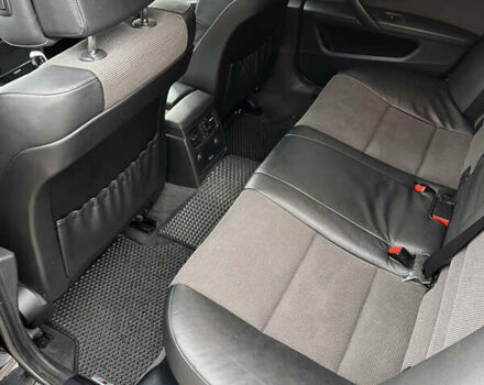 Черный БМВ 5 Серия, объемом двигателя 2 л и пробегом 280 тыс. км за 10000 $, фото 12 на Automoto.ua