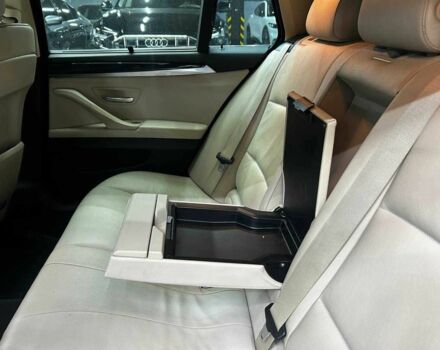 Черный БМВ 5 Серия, объемом двигателя 2 л и пробегом 334 тыс. км за 9800 $, фото 12 на Automoto.ua