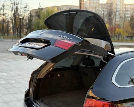 Черный БМВ 5 Серия, объемом двигателя 2 л и пробегом 353 тыс. км за 9999 $, фото 4 на Automoto.ua