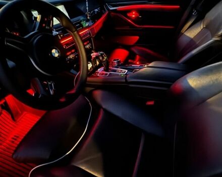 Черный БМВ 5 Серия, объемом двигателя 2 л и пробегом 300 тыс. км за 15000 $, фото 1 на Automoto.ua