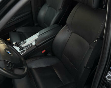 Черный БМВ 5 Серия, объемом двигателя 3 л и пробегом 324 тыс. км за 16950 $, фото 15 на Automoto.ua