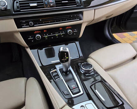 Черный БМВ 5 Серия, объемом двигателя 2.99 л и пробегом 232 тыс. км за 23000 $, фото 6 на Automoto.ua