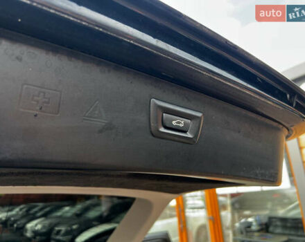 Черный БМВ 5 Серия, объемом двигателя 2 л и пробегом 280 тыс. км за 15200 $, фото 19 на Automoto.ua