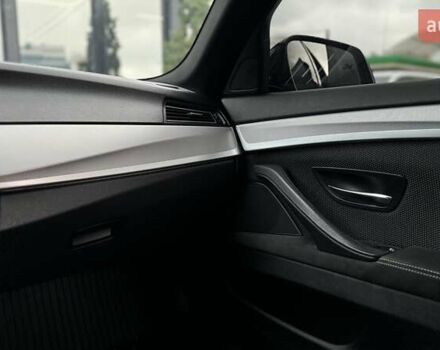 Чорний БМВ 5 Серія, об'ємом двигуна 2 л та пробігом 127 тис. км за 19999 $, фото 25 на Automoto.ua