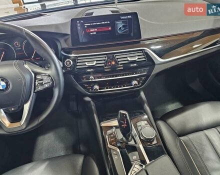 Черный БМВ 5 Серия, объемом двигателя 3 л и пробегом 205 тыс. км за 31999 $, фото 44 на Automoto.ua