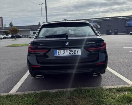 Чорний БМВ 5 Серія, об'ємом двигуна 2.99 л та пробігом 139 тис. км за 26057 $, фото 1 на Automoto.ua