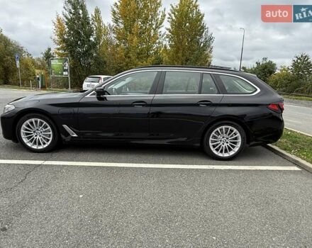 Чорний БМВ 5 Серія, об'ємом двигуна 2.99 л та пробігом 139 тис. км за 26057 $, фото 2 на Automoto.ua