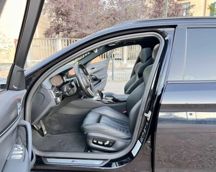 Чорний БМВ 5 Серія, об'ємом двигуна 3 л та пробігом 12 тис. км за 21900 $, фото 6 на Automoto.ua