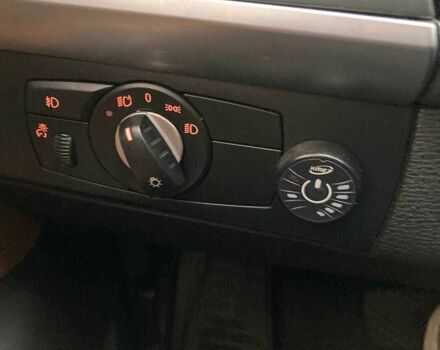 Черный БМВ 5 Серия, объемом двигателя 3 л и пробегом 284 тыс. км за 11800 $, фото 9 на Automoto.ua