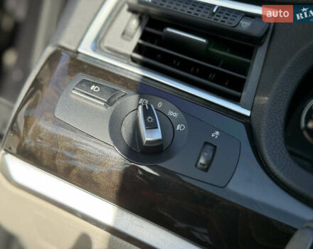 Чорний БМВ 5 Серія, об'ємом двигуна 3 л та пробігом 210 тис. км за 15000 $, фото 28 на Automoto.ua