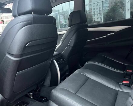 Черный БМВ 5 Серия, объемом двигателя 3 л и пробегом 300 тыс. км за 22500 $, фото 17 на Automoto.ua