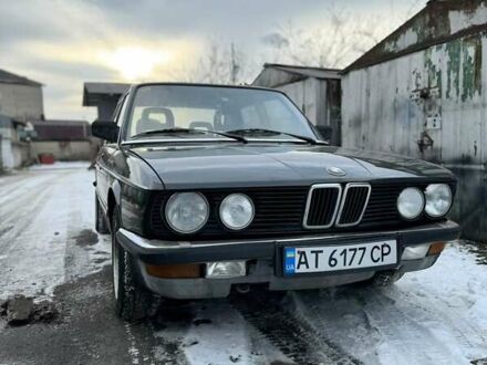 Чорний БМВ 5 Серія, об'ємом двигуна 2 л та пробігом 500 тис. км за 2200 $, фото 1 на Automoto.ua