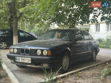 БМВ 5 Серия 1988 в Ладыжин на Automoto.ua Черный БМВ 5 Серия, объемом двигателя 2 л и пробегом 350 тыс. км за 2200 $, фото 1 на Automoto.ua