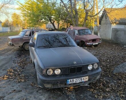 Черный БМВ 5 Серия, объемом двигателя 2.4 л и пробегом 334 тыс. км за 800 $, фото 1 на Automoto.ua