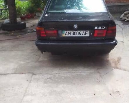Черный БМВ 5 Серия, объемом двигателя 0 л и пробегом 355 тыс. км за 2100 $, фото 1 на Automoto.ua
