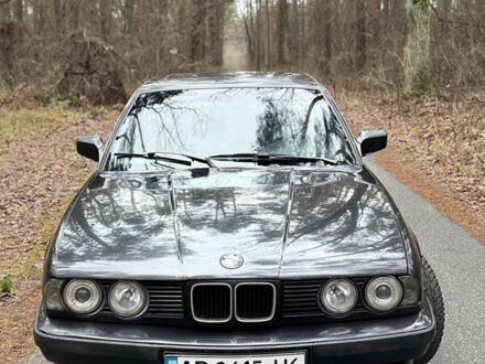 Черный БМВ 5 Серия, объемом двигателя 2 л и пробегом 335 тыс. км за 2499 $, фото 1 на Automoto.ua