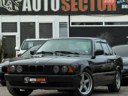 Черный БМВ 5 Серия, объемом двигателя 2 л и пробегом 320 тыс. км за 4000 $, фото 1 на Automoto.ua