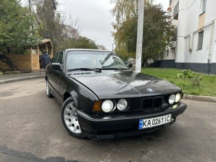 БМВ 5 Серия 1989 в Житомире на Automoto.ua Черный БМВ 5 Серия, объемом двигателя 2 л и пробегом 400 тыс. км за 2000 $, фото 1 на Automoto.ua
