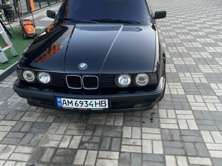 Черный БМВ 5 Серия, объемом двигателя 2 л и пробегом 600 тыс. км за 2500 $, фото 1 на Automoto.ua