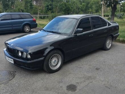 БМВ 5 Серія 1990 у Києві на Automoto.ua Чорний БМВ 5 Серія, об'ємом двигуна 2.5 л та пробігом 400 тис. км за 3504 $, фото 1 на Automoto.ua