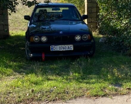 Черный БМВ 5 Серия, объемом двигателя 2 л и пробегом 230 тыс. км за 2400 $, фото 1 на Automoto.ua