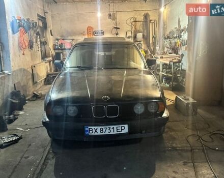 Черный БМВ 5 Серия, объемом двигателя 2.5 л и пробегом 370 тыс. км за 2400 $, фото 1 на Automoto.ua