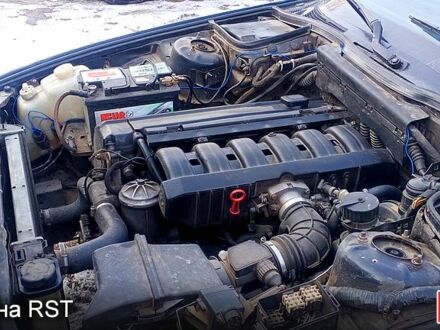 БМВ 5 Серія 1990 у Черкасах на Automoto.ua Чорний БМВ 5 Серія, об'ємом двигуна 25 л та пробігом 210 тис. км за 1900 $, фото 1 на Automoto.ua