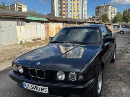 Чорний БМВ 5 Серія, об'ємом двигуна 3.4 л та пробігом 300 тис. км за 4300 $, фото 1 на Automoto.ua