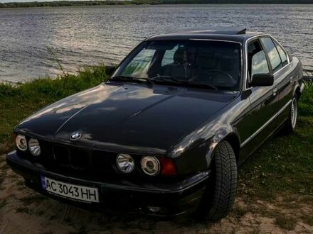 БМВ 5 Серия 1990 в Запорожье на Automoto.ua Черный БМВ 5 Серия, объемом двигателя 2 л и пробегом 393 тыс. км за 1650 $, фото 1 на Automoto.ua