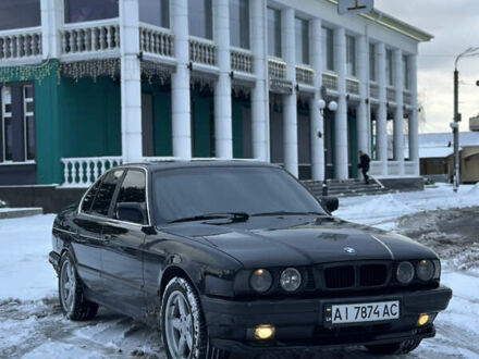 Черный БМВ 5 Серия, объемом двигателя 2.5 л и пробегом 261 тыс. км за 3700 $, фото 1 на Automoto.ua