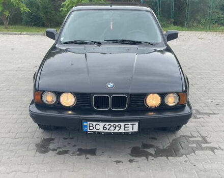 Черный БМВ 5 Серия, объемом двигателя 2 л и пробегом 333 тыс. км за 850 $, фото 1 на Automoto.ua