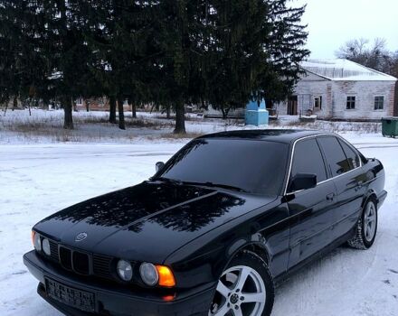 Черный БМВ 5 Серия, объемом двигателя 2 л и пробегом 200 тыс. км за 3000 $, фото 1 на Automoto.ua