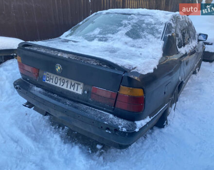 Черный БМВ 5 Серия, объемом двигателя 1.99 л и пробегом 300 тыс. км за 1500 $, фото 1 на Automoto.ua