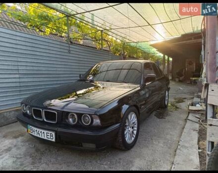 Чорний БМВ 5 Серія, об'ємом двигуна 2.49 л та пробігом 320 тис. км за 3500 $, фото 1 на Automoto.ua