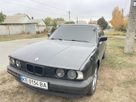 БМВ 5 Серія 1991 у Синельниковом на Automoto.ua Чорний БМВ 5 Серія, об'ємом двигуна 2.5 л та пробігом 450 тис. км за 2150 $, фото 1 на Automoto.ua